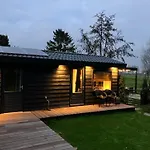 Vakantiehuisje M&M Airconditioning Sauna Hottub Private Garden