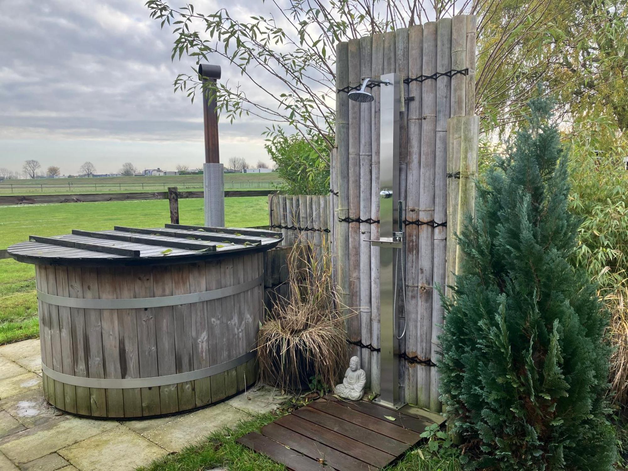 Vakantiehuis M&m Airconditioning Sauna Hottub Private Garden *