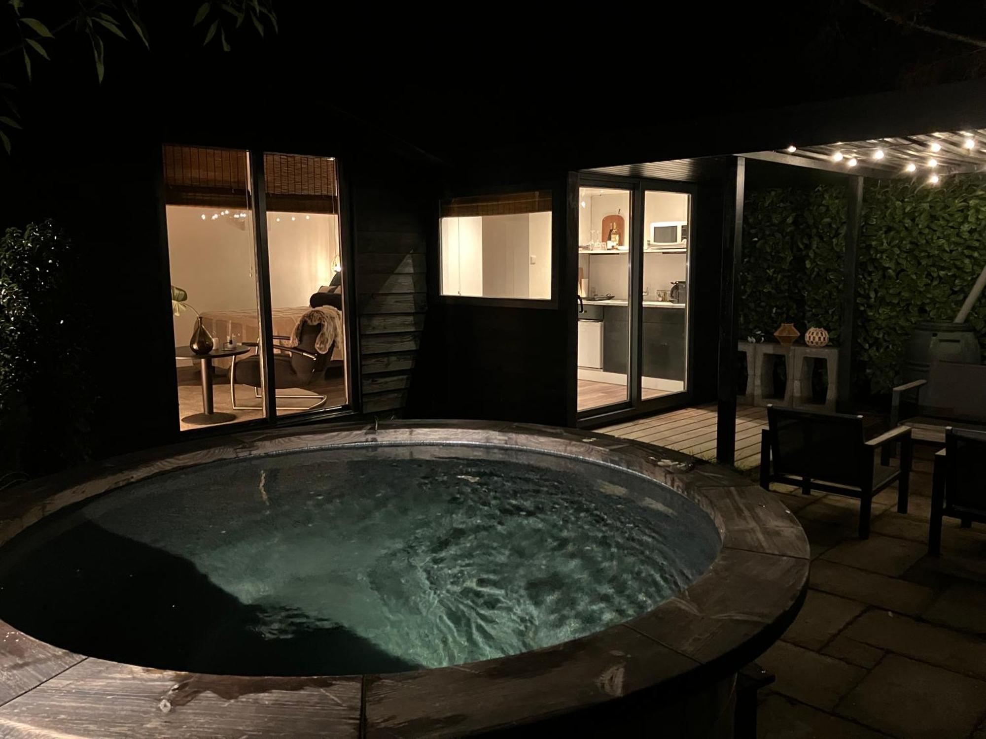 M&m Airconditioning Sauna Hottub Private Garden Kortgene